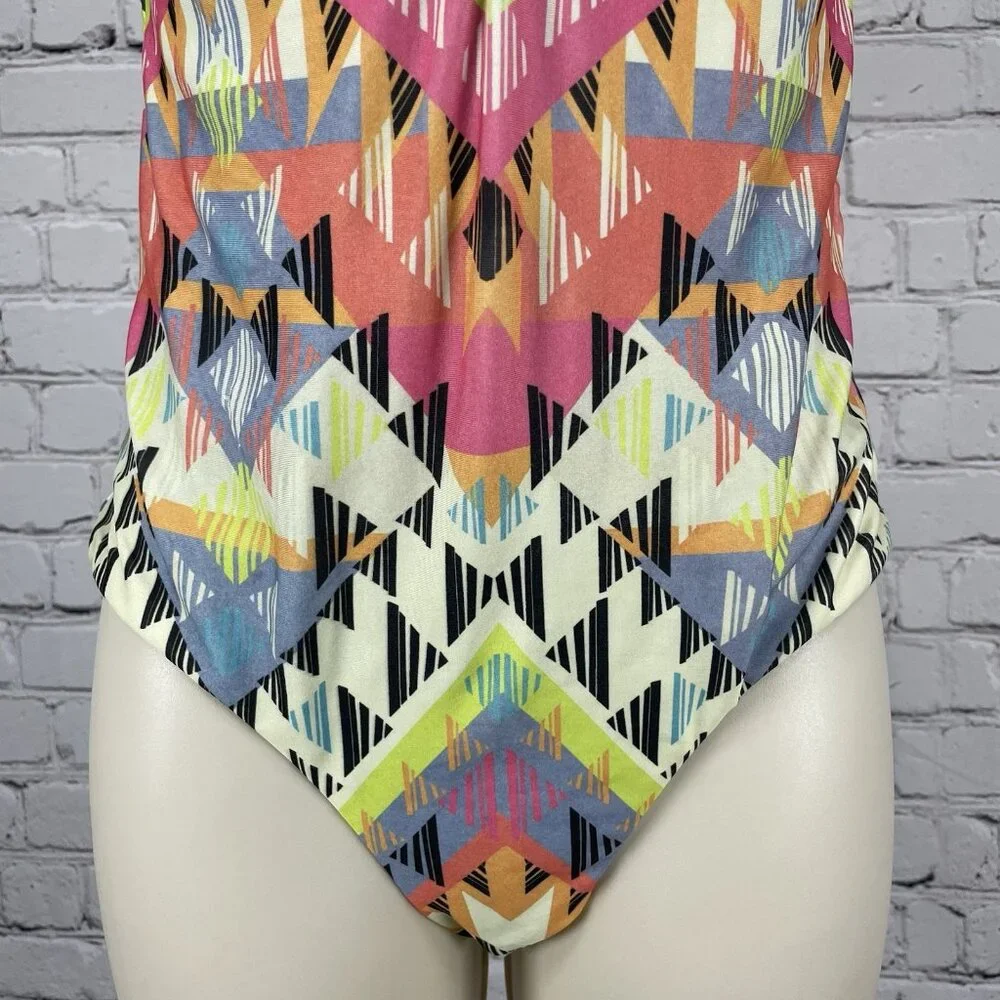 BECCA Multicolor Print Strappy Back Lined One Piece Swimsuit Size Small S